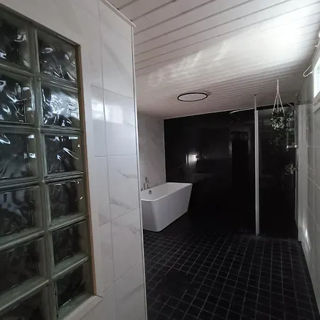 Apartment Spacious Luxury Hameenlinna
